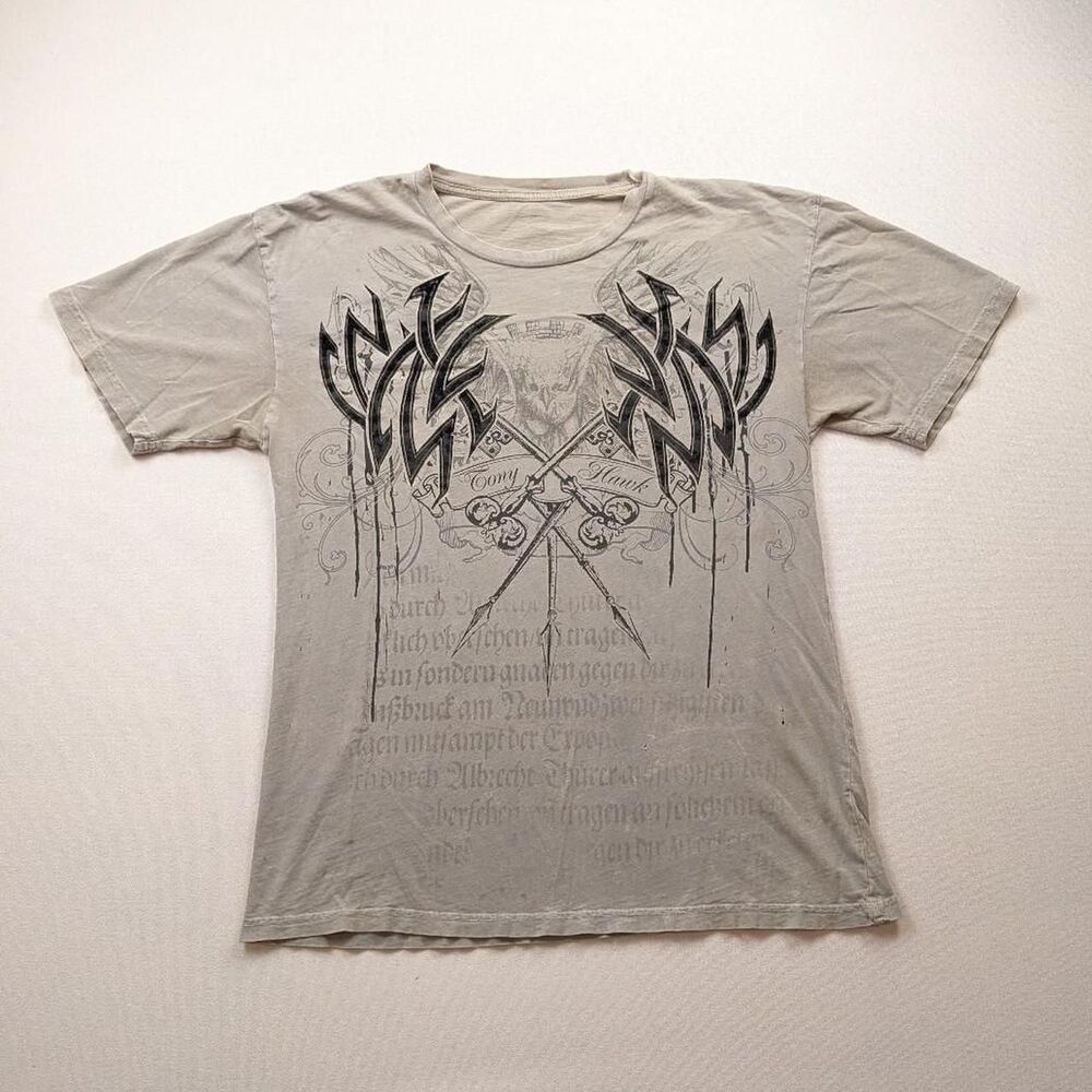 Y2K Skater Grunge Emo Tribal Style Gray Distressed Tshirt Size M
